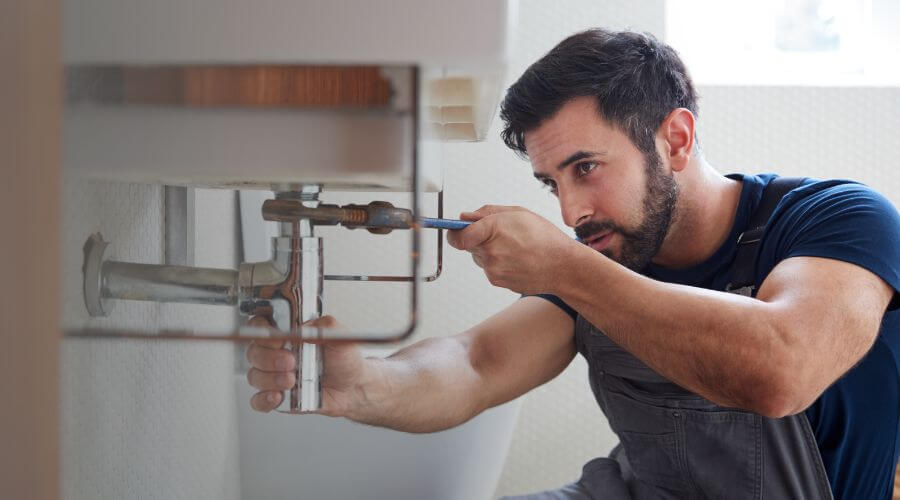 Local tankless water heater installation in Bolivar, TN